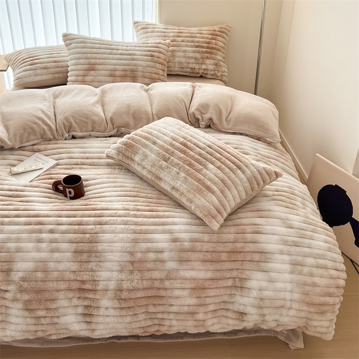 91家纺网 家纺一手货源 找家纺 顾里2023新款扎染濑兔毛绒套件 扎染米