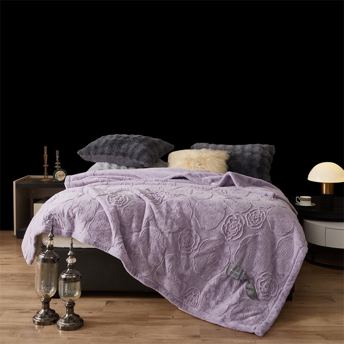 91家纺网 家纺一手货源 找家纺 凯轩毛毛毯毯子网销专供 23新款仿皮草提花毛毯毯子 恋爱紫