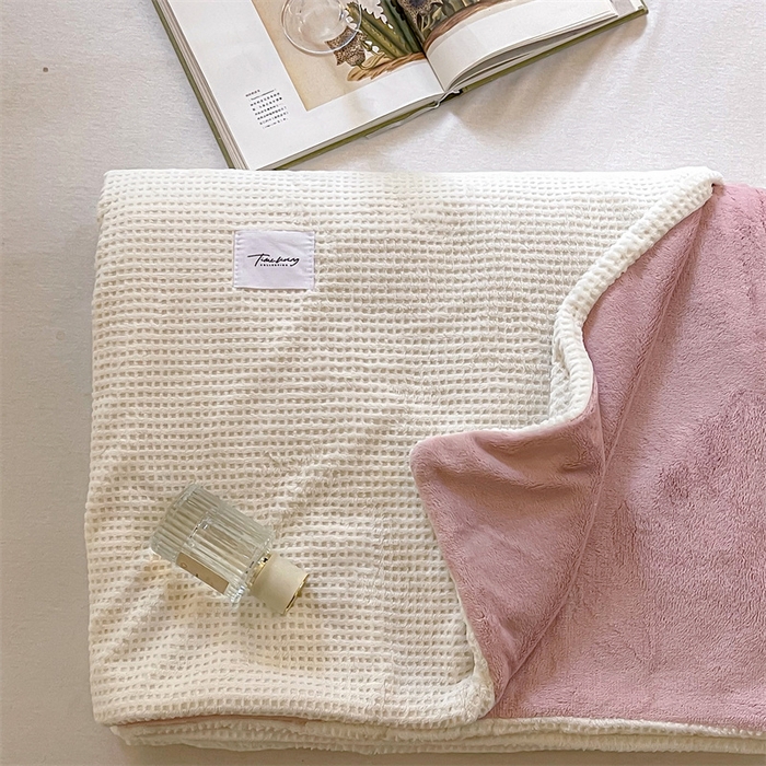 91家纺网 家纺一手货源 找家纺 时光里 2023新款全消光华夫格绒-单被套 米月白