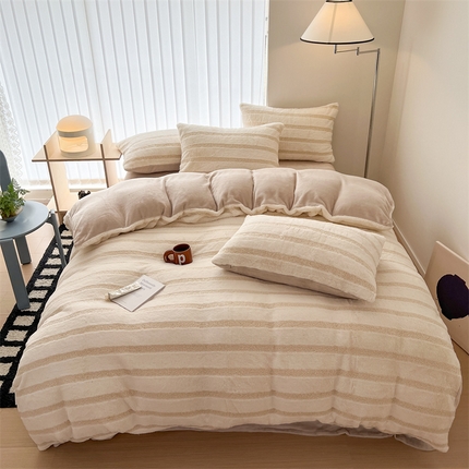 顾里 2023新款兔兔月亮绒套件 软绵米