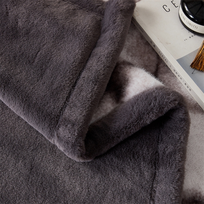 91家纺网 家纺一手货源 找家纺 凯轩毛毛毯毯子网销专供 23新款新款仿雪貂绒毛毯毯子 银蓝貂