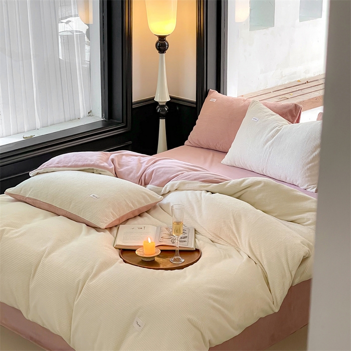 91家纺网 家纺一手货源 找家纺 时光里 2023新款全消光华夫格绒-单被套 米月白