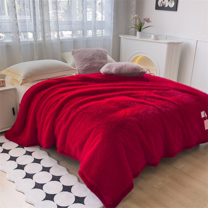 91家纺网 家纺一手货源 找家纺 凯轩毛毛毯毯子网销专供 2024新款公主貂仿皮草毛毯毯子终版 中国红