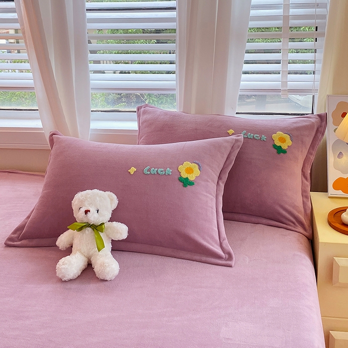 91家纺网 家纺一手货源 找家纺 凡客家居 2023新款毛巾绣牛奶绒四件套 郁金香-紫