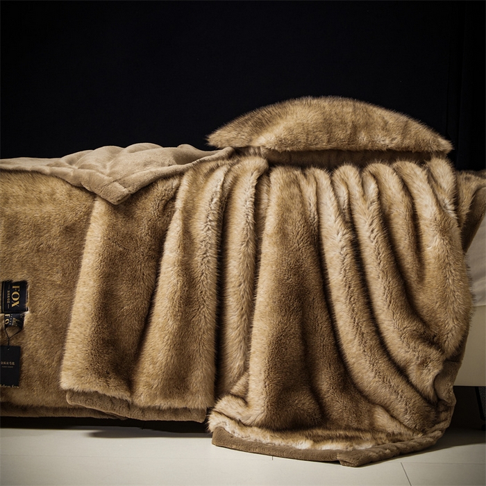 91家纺网 家纺一手货源 找家纺 凯轩毛毛毯毯子网销专供 23新款仿金狐皮草毛毯毯子 高贵驼