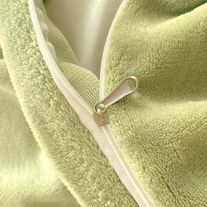 91家纺网 家纺一手货源 找家纺 凡客家居 2023新款毛巾绣牛奶绒四件套 初妍-绿