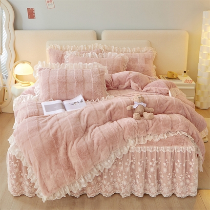 宜凡家纺 2023新款高克重兔绒牛奶绒床裙三件套 方格纹-温莎粉