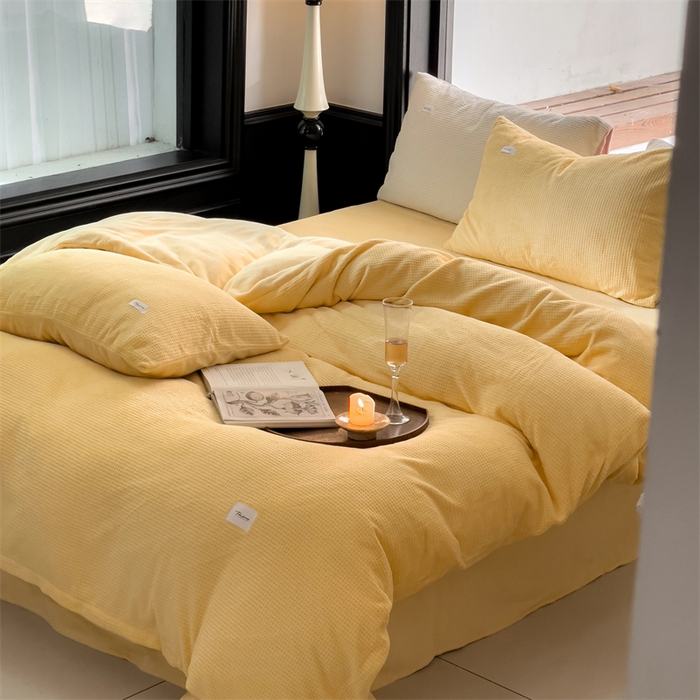 91家纺网 家纺一手货源 找家纺 时光里 2023新款全消光华夫格绒-单被套 麦芽黄