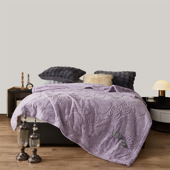 91家纺网 家纺一手货源 找家纺 凯轩毛毛毯毯子网销专供 23新款仿皮草提花毛毯毯子 恋爱紫