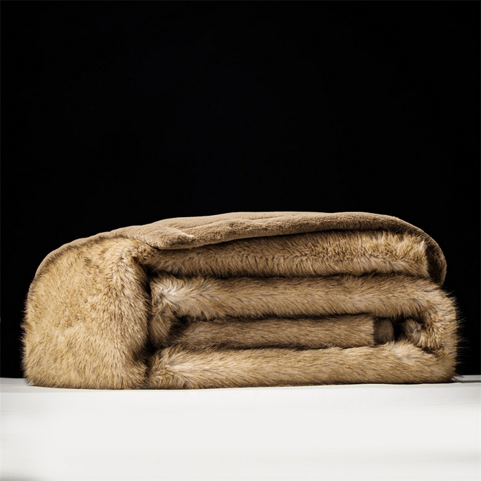 91家纺网 家纺一手货源 找家纺 凯轩毛毛毯毯子网销专供 23新款仿金狐皮草毛毯毯子 高贵驼