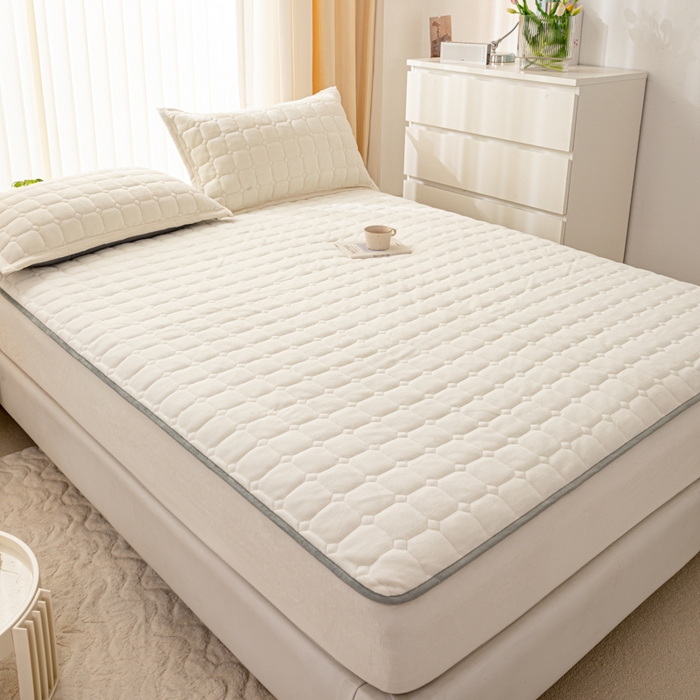 91家纺网 家纺一手货源 找家纺 凡客家居 2024新款加厚牛奶绒夹棉床笠 米白