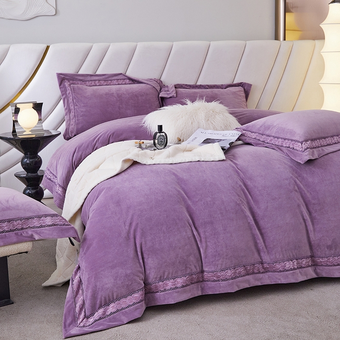 91家纺网 家纺一手货源 找家纺 榻尚 2023婴肤绒镂空设计拼边工艺款四件套--佳梦系列 佳梦-紫