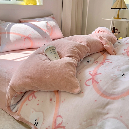 山茶家纺2023新款高克重印花牛奶绒四件套 粉色猫咪