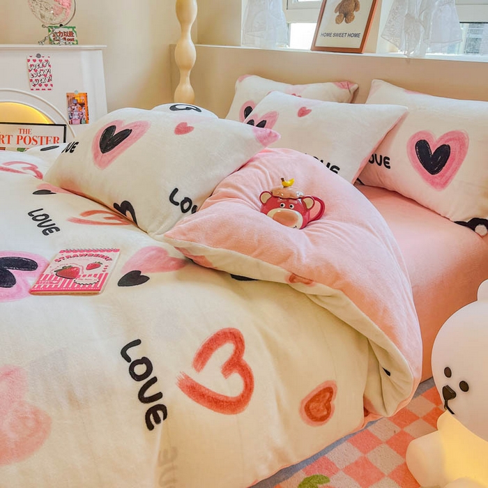 91家纺网 家纺一手货源 找家纺 沐辰 2023新款牛奶绒印花四件套 爱情光波