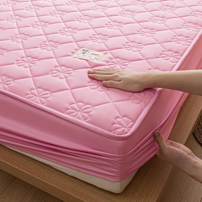 91家纺网 家纺一手货源 找家纺 米粒家纺 2023新款A类大豆纤维夹棉床笠系列 幸运花-粉