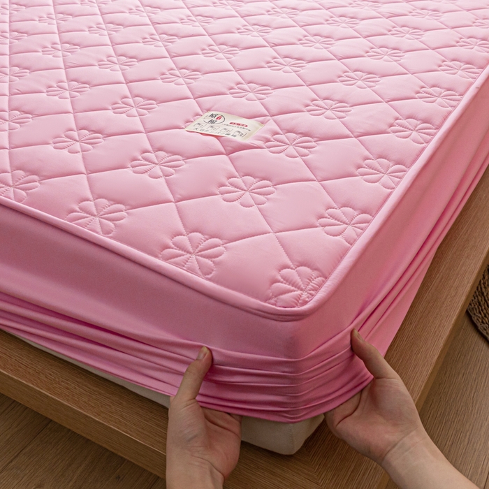 91家纺网 家纺一手货源 找家纺 米粒家纺 2023新款A类大豆纤维夹棉床笠系列 幸运花-粉