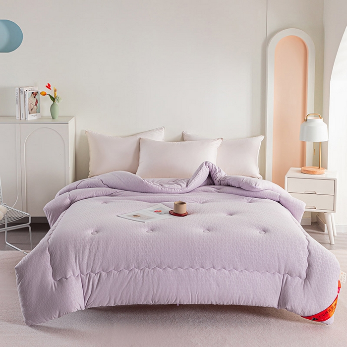 91家纺网 家纺一手货源 找家纺 佳居缘 2023新款火山绒大豆被 薰衣紫