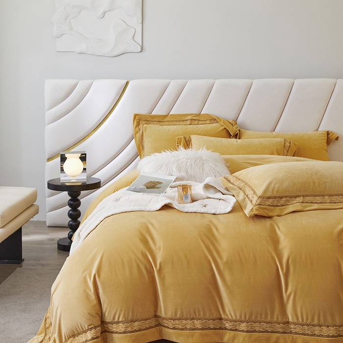 91家纺网 家纺一手货源 找家纺 榻尚 2023婴肤绒镂空设计拼边工艺款四件套--佳梦系列 佳梦-黄