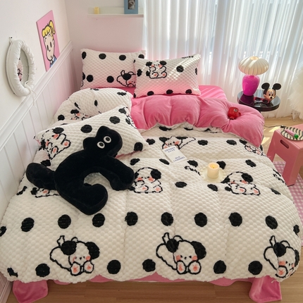 91家纺网 家纺一手货源 找家纺 （总）顾里家纺 2023新款ins韩风牛奶豆豆绒奶油色系四件套