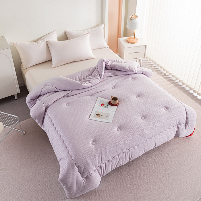 91家纺网 家纺一手货源 找家纺 佳居缘 2023新款火山绒大豆被 薰衣紫