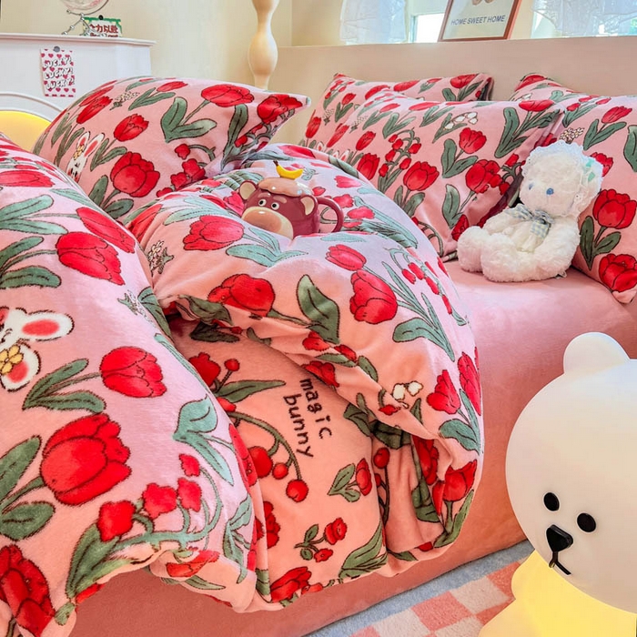 91家纺网 家纺一手货源 找家纺 沐辰 2023新款牛奶绒印花四件套 爱丽丝小兔