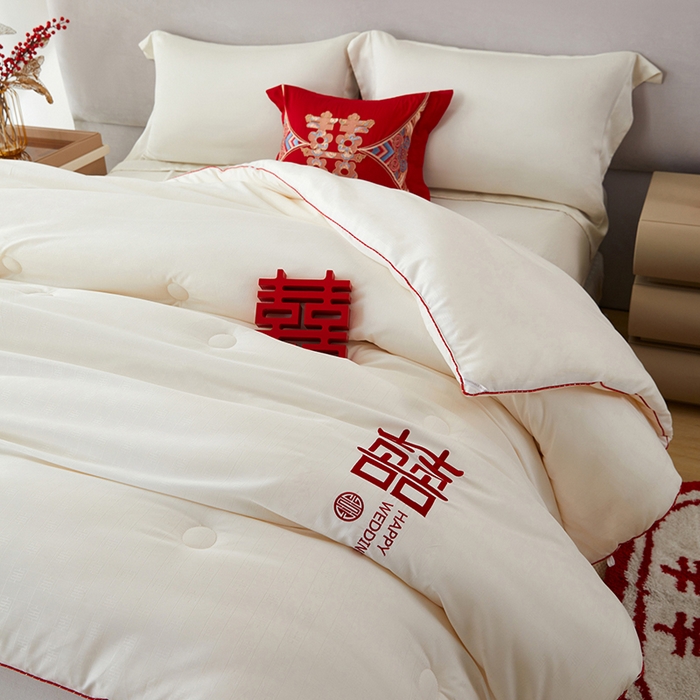 91家纺网 家纺一手货源 找家纺 （总）丽卡家纺 2023新款大豆纤维澳棉提花被子被芯-双喜临门