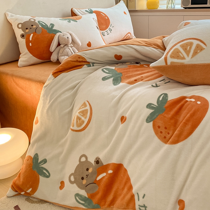 91家纺网 家纺一手货源 找家纺 沐辰 2023新款牛奶绒印花四件套 橘子熊