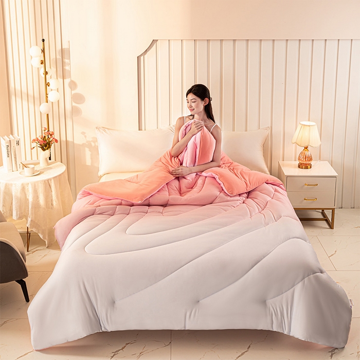 91家纺网 家纺一手货源 找家纺 佳居缘 2023新款A类晚霞发热纤维被 月影铃兰