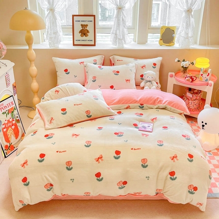 91家纺网 家纺一手货源 找家纺 沐辰 2023新款牛奶绒印花四件套 小红花