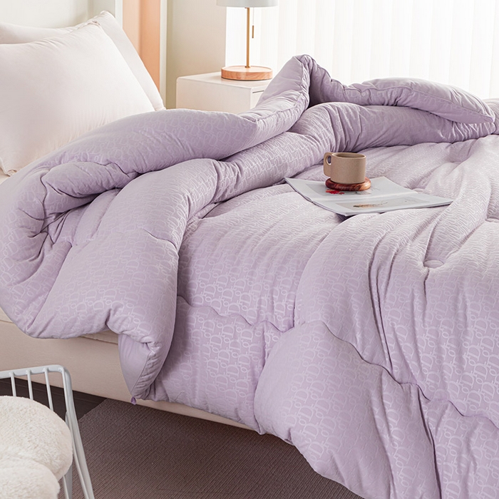 91家纺网 家纺一手货源 找家纺 佳居缘 2023新款火山绒大豆被 薰衣紫