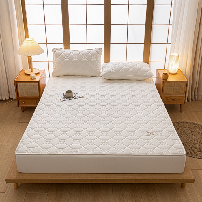 91家纺网 家纺一手货源 找家纺 米粒家纺 2023新款A类大豆纤维夹棉床笠系列 幸运花-白