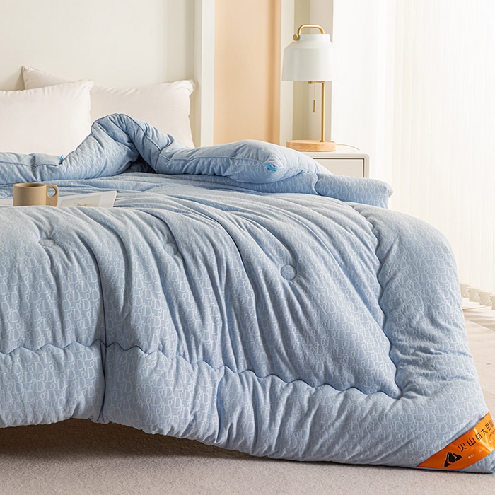 91家纺网 家纺一手货源 找家纺 佳居缘 2023新款火山绒大豆被 天空蓝