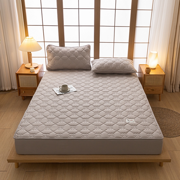 91家纺网 家纺一手货源 找家纺 米粒家纺 2023新款A类大豆纤维夹棉床笠系列 幸运花-卡其