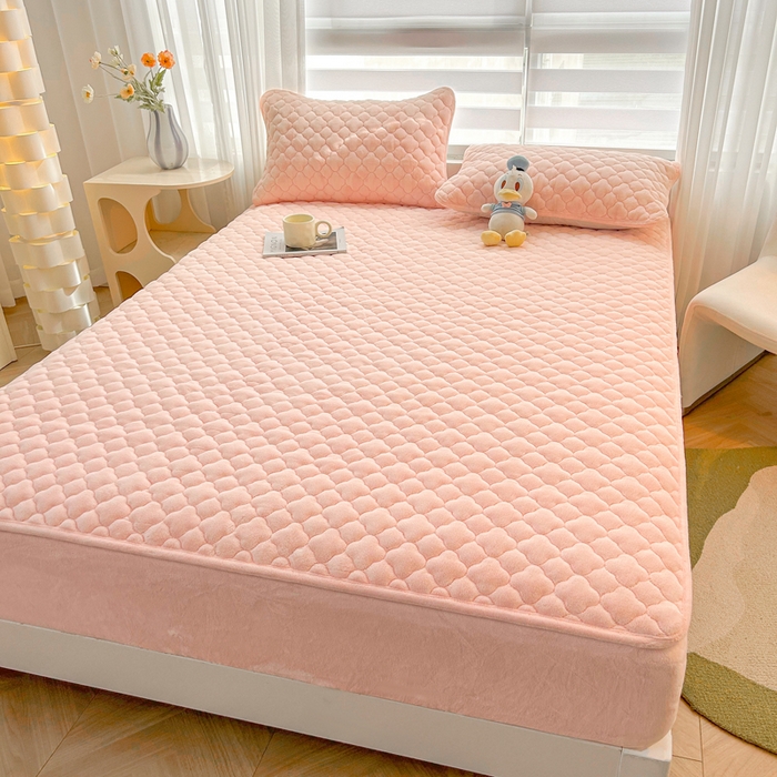 91家纺网 家纺一手货源 找家纺 梵朴 2023新款牛奶绒夹棉床笠 纯色-藕粉色