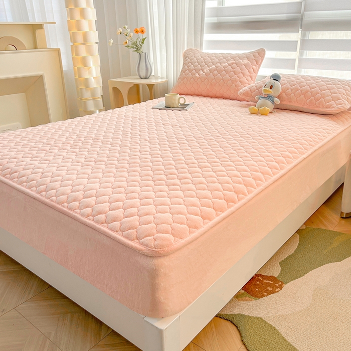 91家纺网 家纺一手货源 找家纺 梵朴 2023新款牛奶绒夹棉床笠 纯色-藕粉色