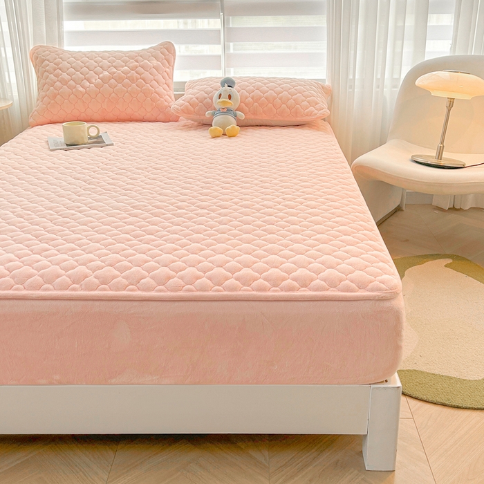 91家纺网 家纺一手货源 找家纺 梵朴 2023新款牛奶绒夹棉床笠 纯色-藕粉色