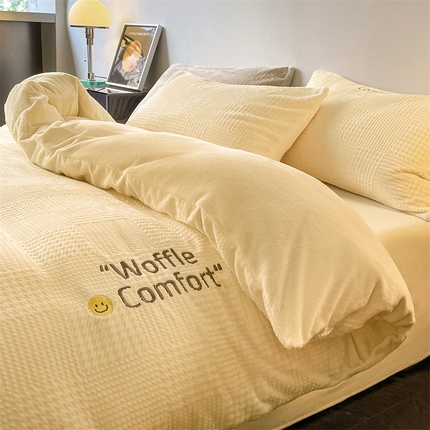 91家纺网 家纺一手货源 找家纺 （总）无界 2024新款B类牛奶绒雕花四件套-希蔓系列