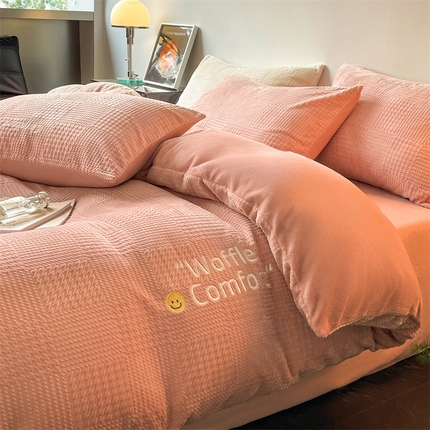 91家纺网 家纺一手货源 找家纺 （总）无界 2024新款B类牛奶绒雕花四件套-希蔓系列