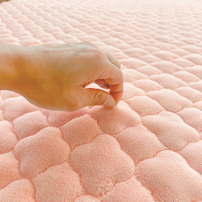 91家纺网 家纺一手货源 找家纺 梵朴 2023新款牛奶绒夹棉床笠 纯色-藕粉色