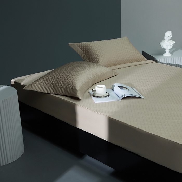 91家纺网 家纺一手货源 找家纺 缔缦 2023新款定织新布种S120系列夹棉床笠 卡其