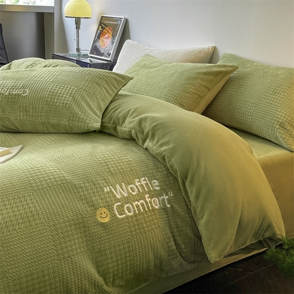 91家纺网 家纺一手货源 找家纺 （总）无界 2024新款B类牛奶绒雕花四件套-希蔓系列