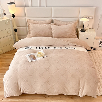 绒兔兔 2023新款雕花烂花牛奶绒刺绣四件套 克洛伊系列 克洛伊-卡其