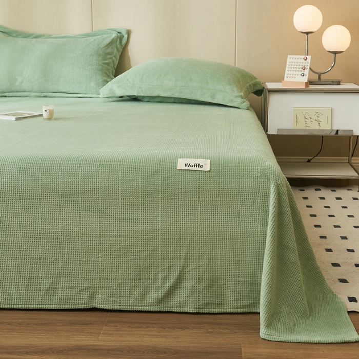 91家纺网 家纺一手货源 找家纺 吾诺 2023秋冬 华夫格绒床单枕套床笠毯子单品系列 - 牛奶绒床单 中绿色