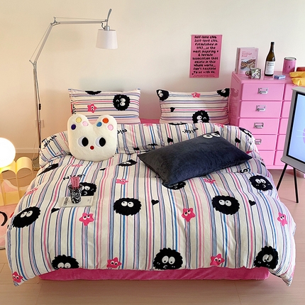 91家纺网 家纺一手货源 找家纺 （总）桃子家居 2023新款ins少女甜酷多巴胺粉墨加厚牛奶绒系列四件套