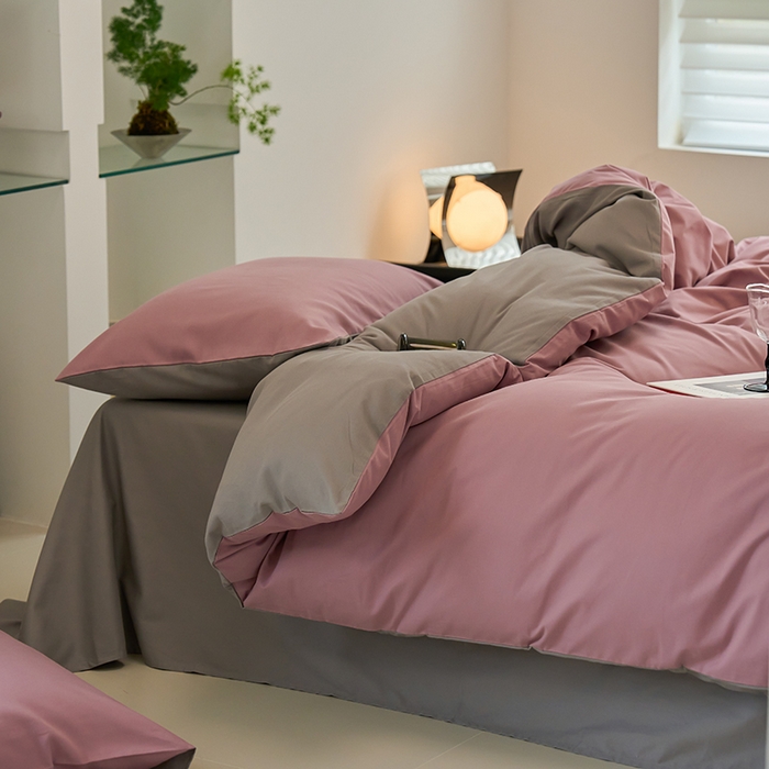 91家纺网 家纺一手货源 找家纺 沐白家居 2023火山小磨毛拼色基础款四件套 紫调