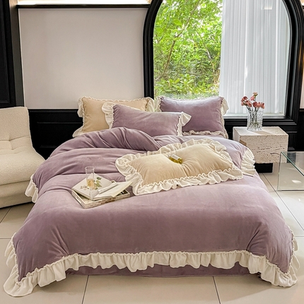 91家纺网 家纺一手货源 找家纺 六巷胡同 2023新款轻法式慵懒风纯色牛奶绒四件套 花边款-香芋紫