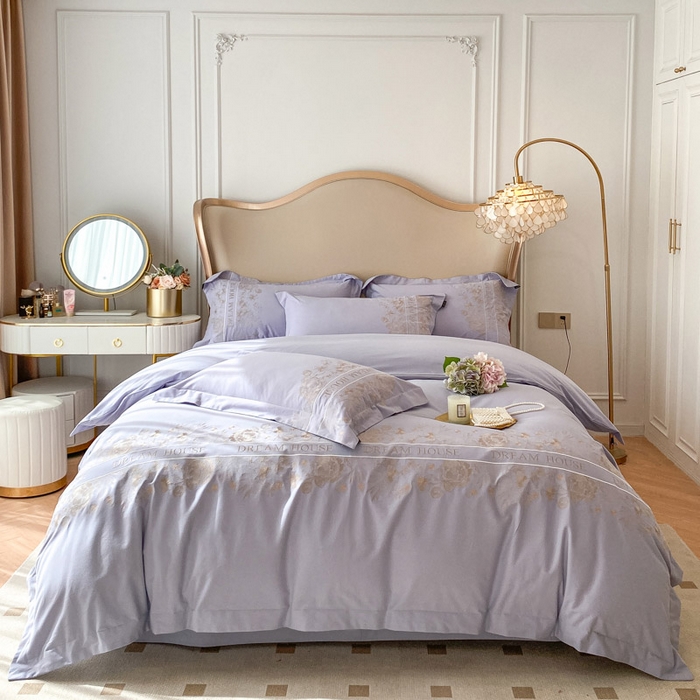 91家纺网 家纺一手货源 找家纺  2023新款A类母婴级加厚全棉磨毛四件套纯棉保暖床单轻奢风刺绣长绒棉纯色床上用品 莓蓝色