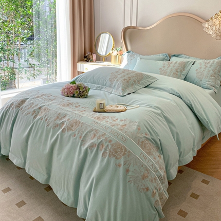 91家纺网 家纺一手货源 找家纺 （总） 2023新款A类母婴级加厚全棉磨毛四件套纯棉保暖床单轻奢风刺绣长绒棉纯色床上用品