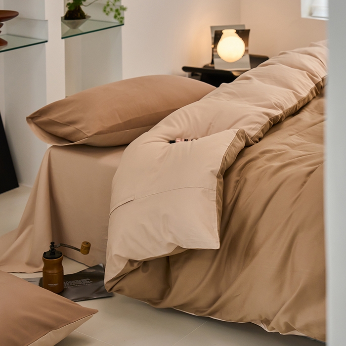 91家纺网 家纺一手货源 找家纺 沐白家居 2023火山小磨毛拼色基础款四件套 莫百草