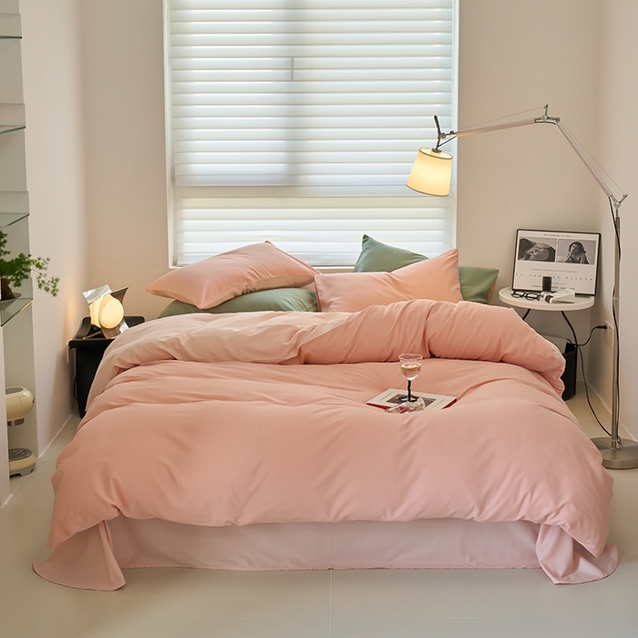 91家纺网 家纺一手货源 找家纺 沐白家居 2023火山小磨毛拼色基础款四件套 粉恋